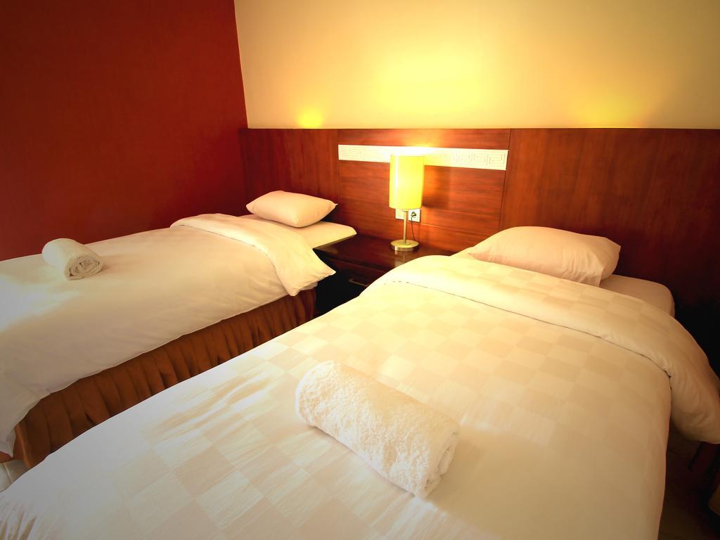 Jesens Inn I Кута Стая снимка